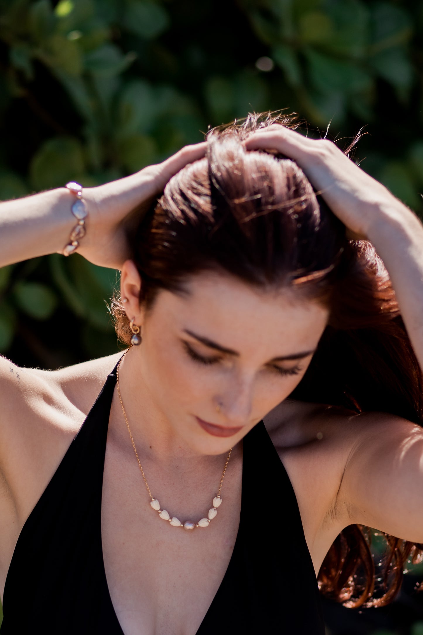 Keshi and Gold Stretch Bracelet