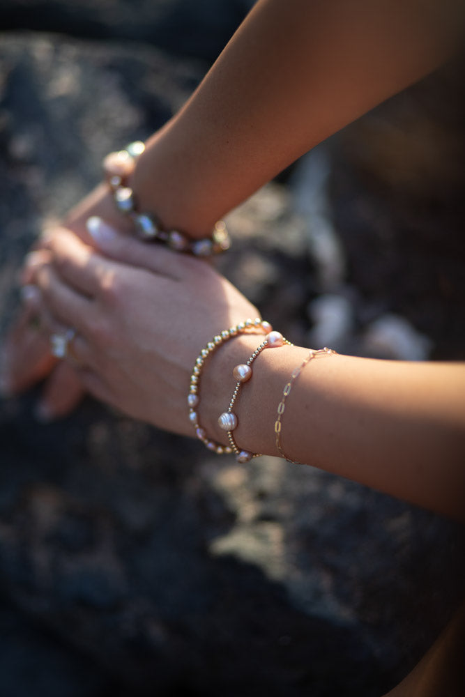 Stretchy Fresh Water Pearl and Gold